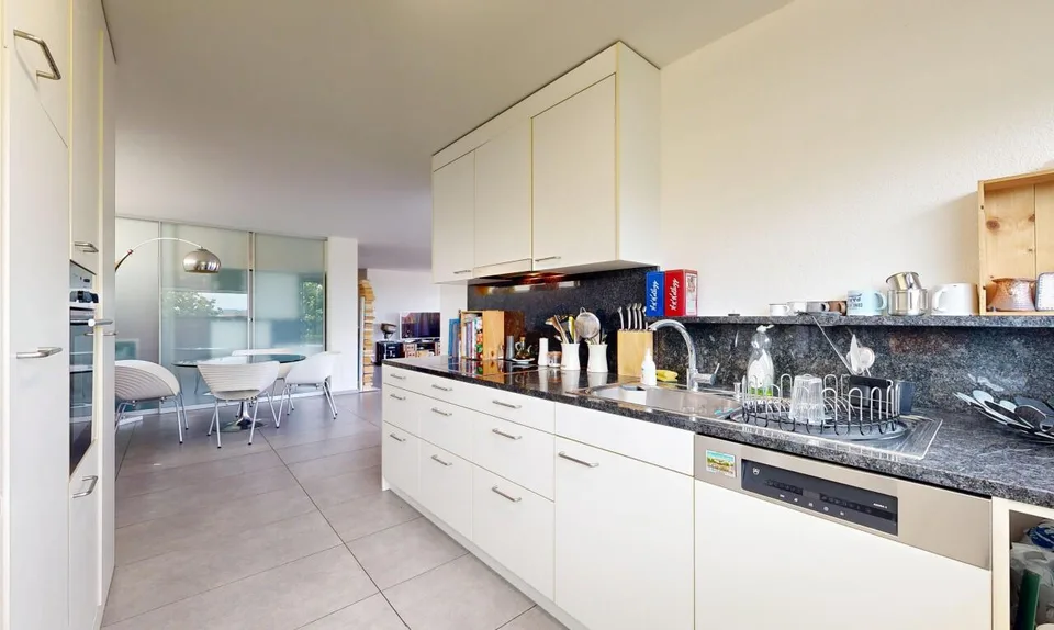 Moderno appartamento di 5,5 stanze con giardino d'inverno nella migliore posizione a Pfäffikon SZ – foto 7 di 11