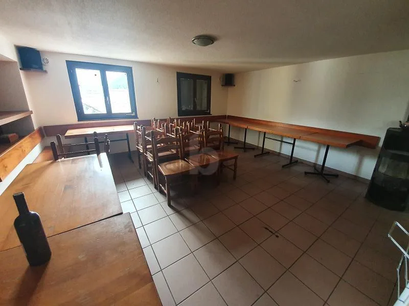 NEL CUORE DEL PAESE CON TANTO POTENZIALE