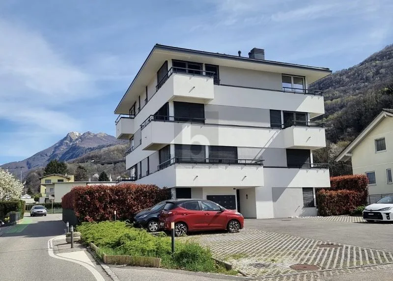 Calme, Moderne & Prête à Habiter