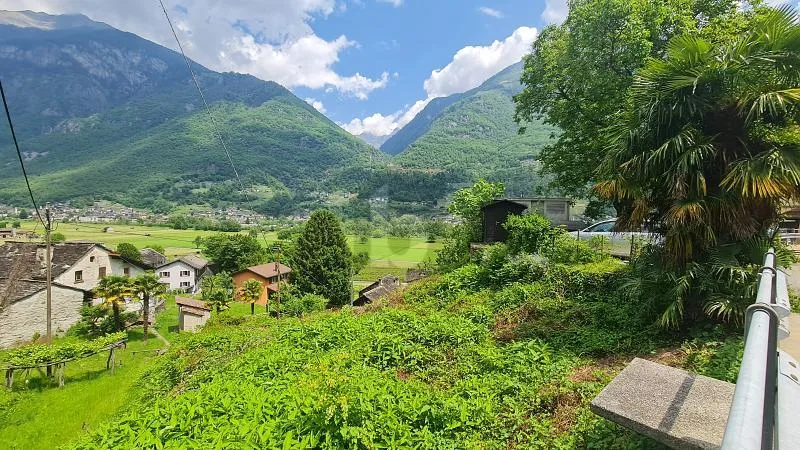 EDIFICABILE IN POSIZIONE SOLEGGIATA E CON VISTA APERTA