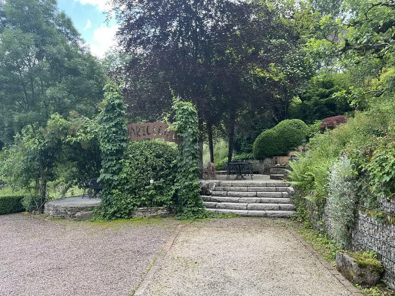 VIELSEITIGES UMBAUPOTENZIAL MIT GROSSER FLÄCHE