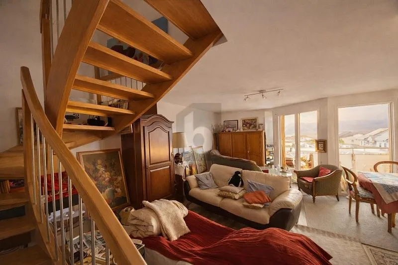 SPACIOUS, CALM & CLOSE TO NATURE