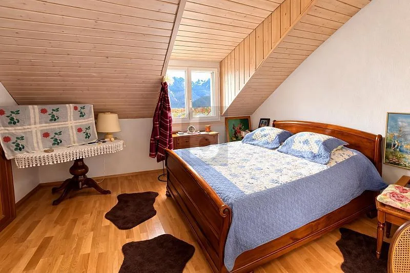 SPACIOUS, CALM & CLOSE TO NATURE
