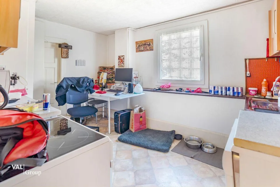 Appartement 3,5 pces dans les combles, à rénover