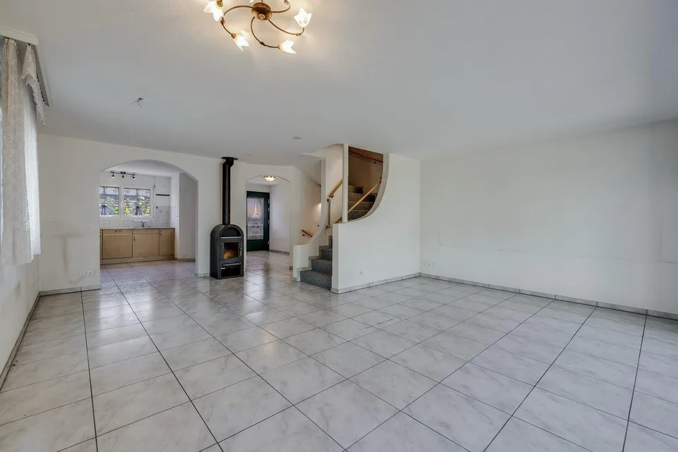 4.5-Zimmer-Familienhaus mit sonnigem Westgarten in Pratteln BL