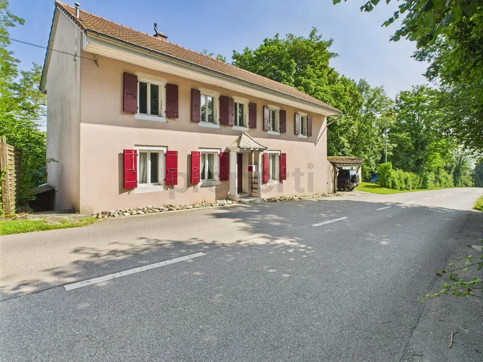 Exklusives Einfamilienhaus in ruhiger Waldrandlage mit Seesicht und...