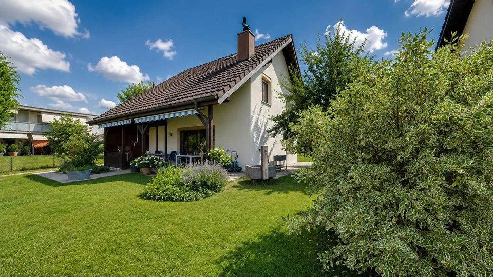Freistehendes 5.5-Zimmer-Einfamilienhaus mit Garage