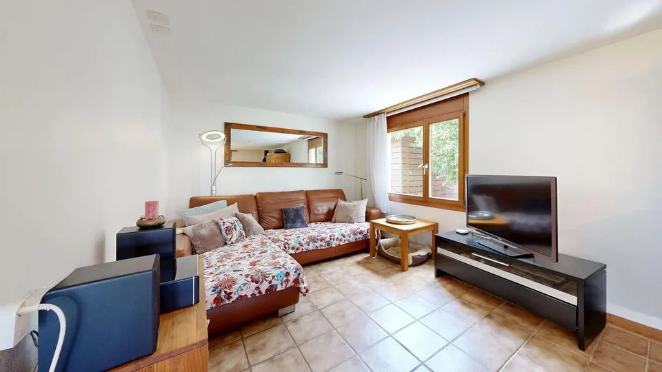Freistehendes 5.5-Zimmer-Einfamilienhaus mit Garage