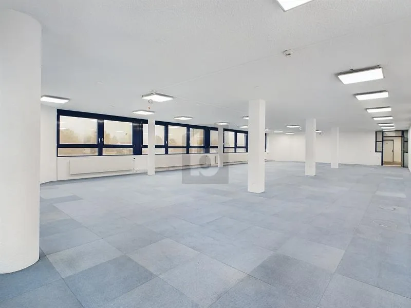 VON EINZEL-  BIS GROSSRAUMBÜRO (200/400/800 M2)