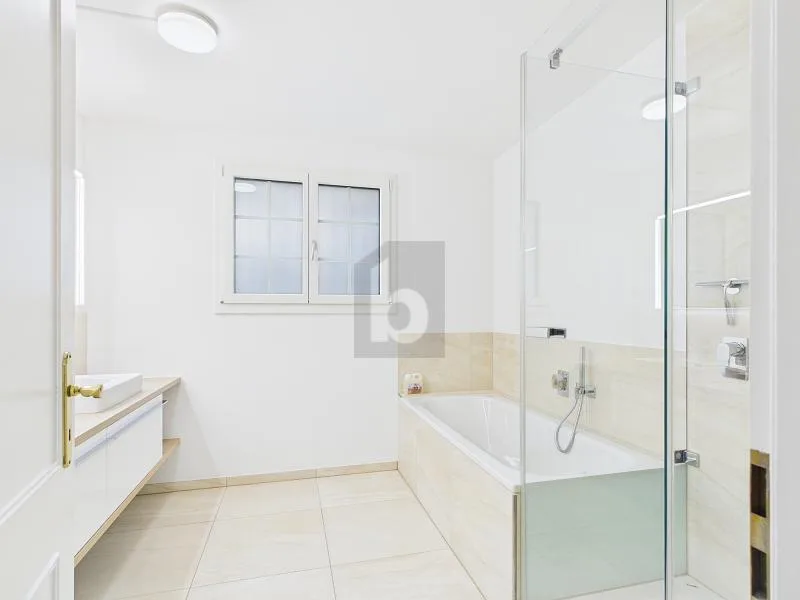 Au meilleur emplacement avec piscine et vue panoramique !