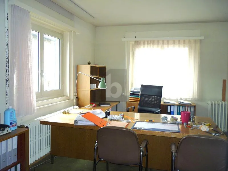 REZ, BUREAUX ET RÉCEPTION (6)