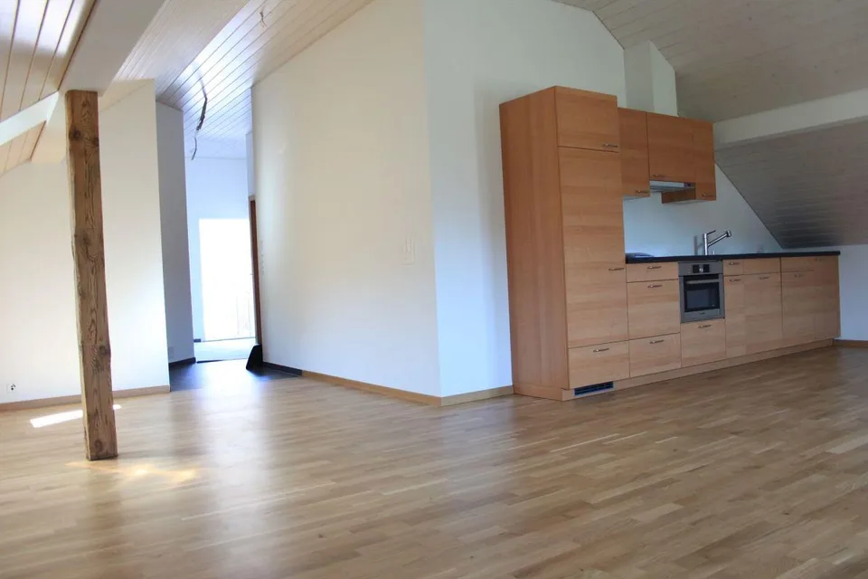 Wohnen in einer neueren Dachwohnung