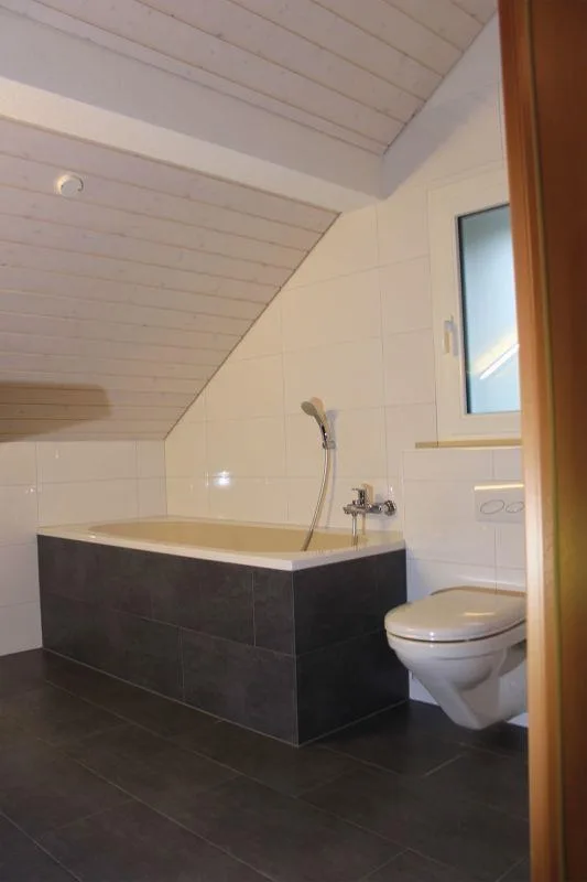 Wohnen in einer neueren Dachwohnung