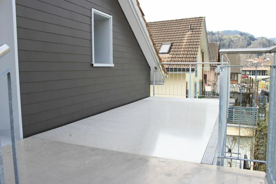 Wohnen in einer neueren Dachwohnung