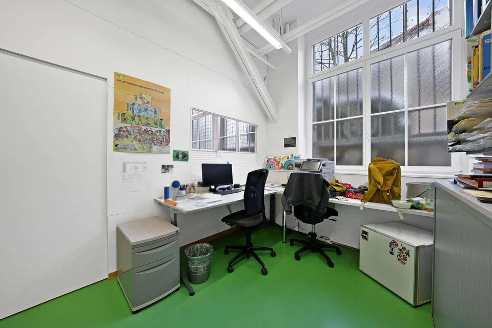 Turnhalle mit Büro im Herzen von St. Gallen