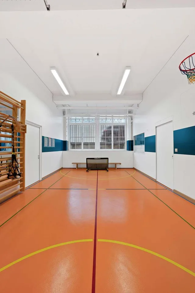 Turnhalle mit Büro im Herzen von St. Gallen