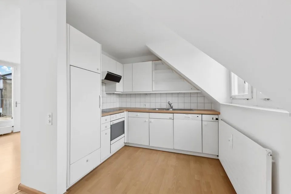 Charmante 4-Zimmerwohnung an zentraler Lage in Basel