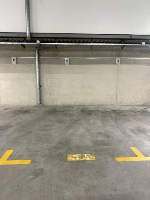 Zentral gelegener Einstellhallenplatz - Nähe Basel SBB