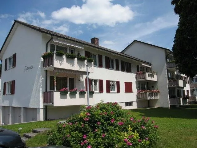 Befristete 4-Zimmerwohnung im Familienquartier zu vermieten