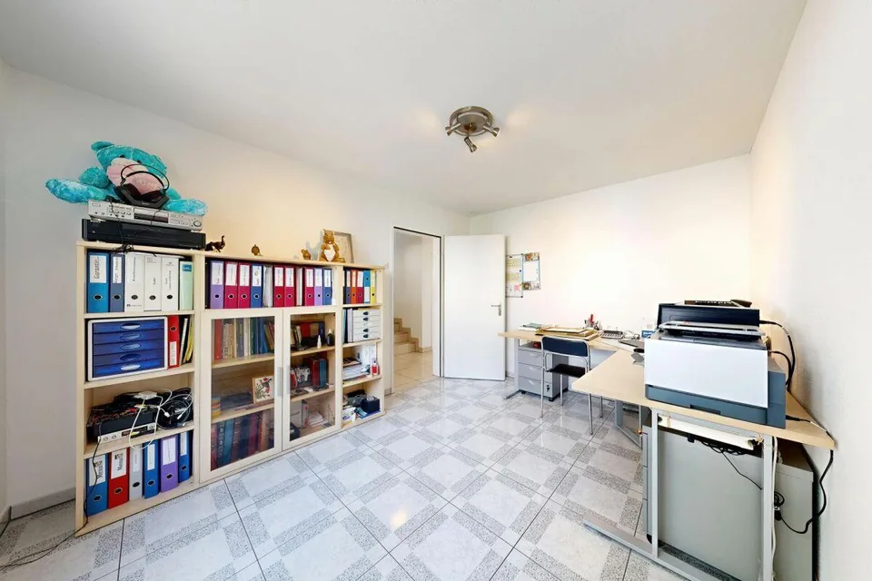 Casa angolare di 6,5 locali a Schlieren – foto 15 di 30