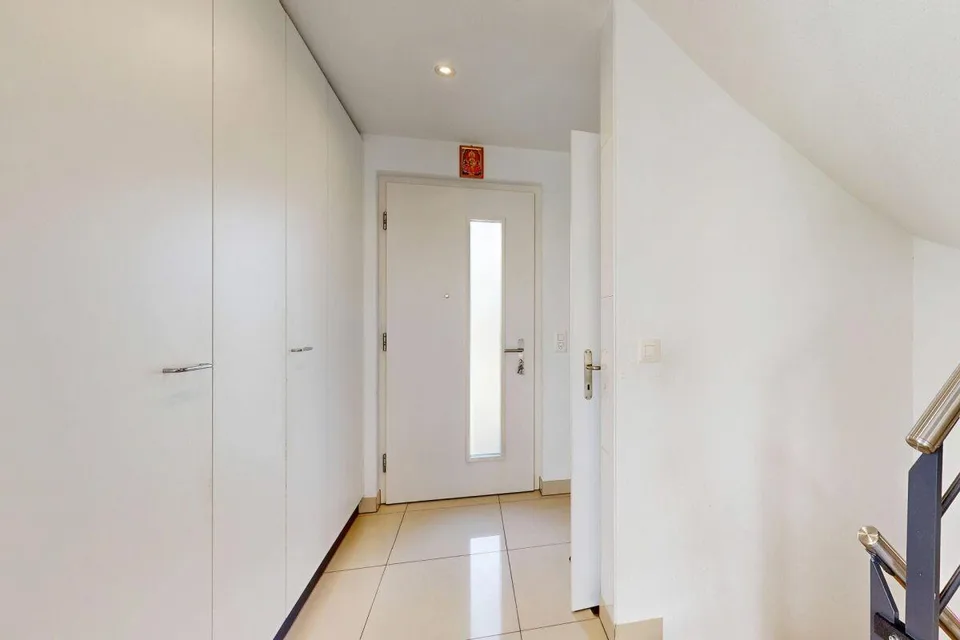 Casa angolare di 6,5 locali a Schlieren – foto 13 di 30