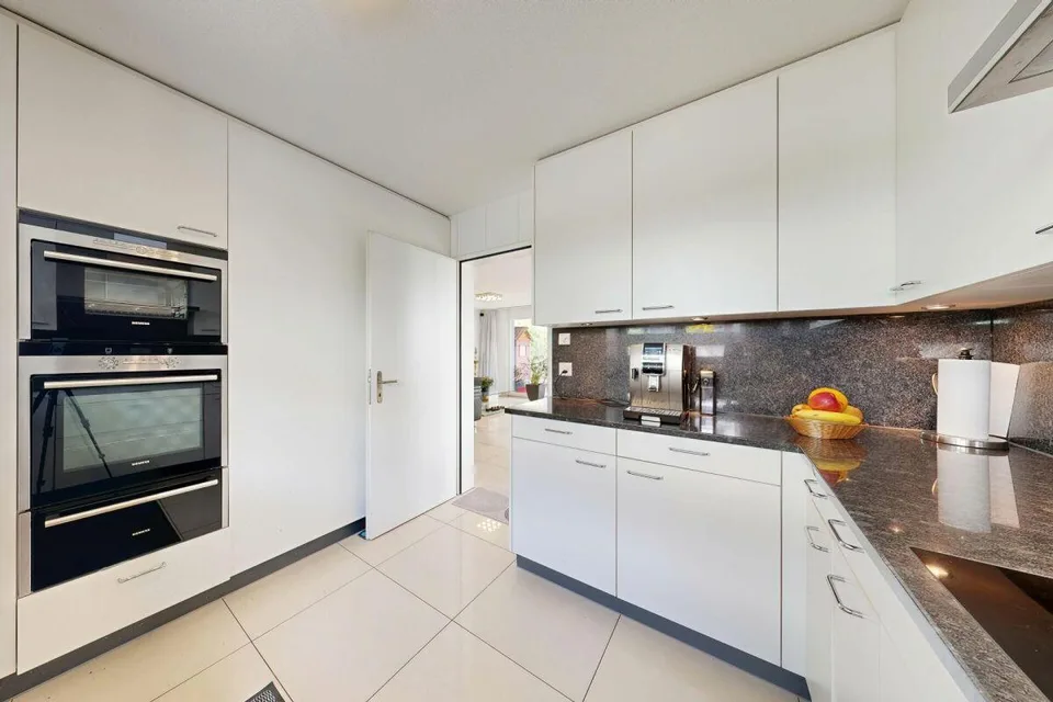 Casa angolare di 6,5 locali a Schlieren – foto 10 di 30