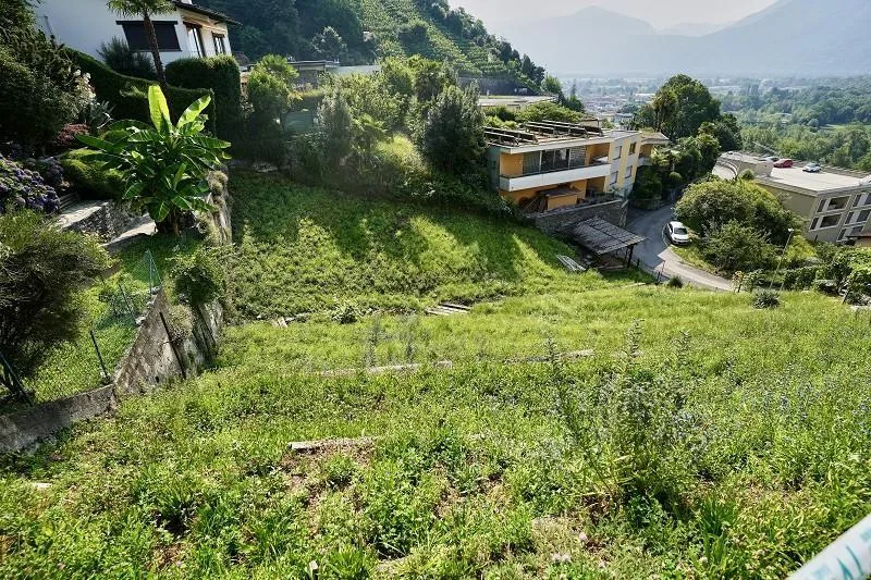 Baulandgrundstück von 353 m2 mit Bauprojekt an Seeblicklage / terre...
