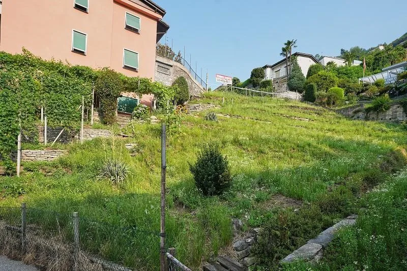 Baulandgrundstück von 353 m2 mit Bauprojekt an Seeblicklage / terre...
