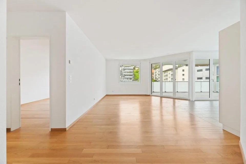 Sunny family apartment in a green area