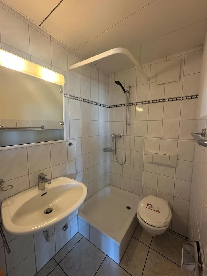 Zentrale Wohnung im 5. OG mit Balkon