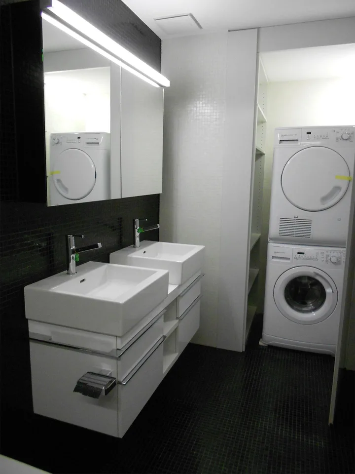 Modern apartment in the old town – photo 3 of 14
