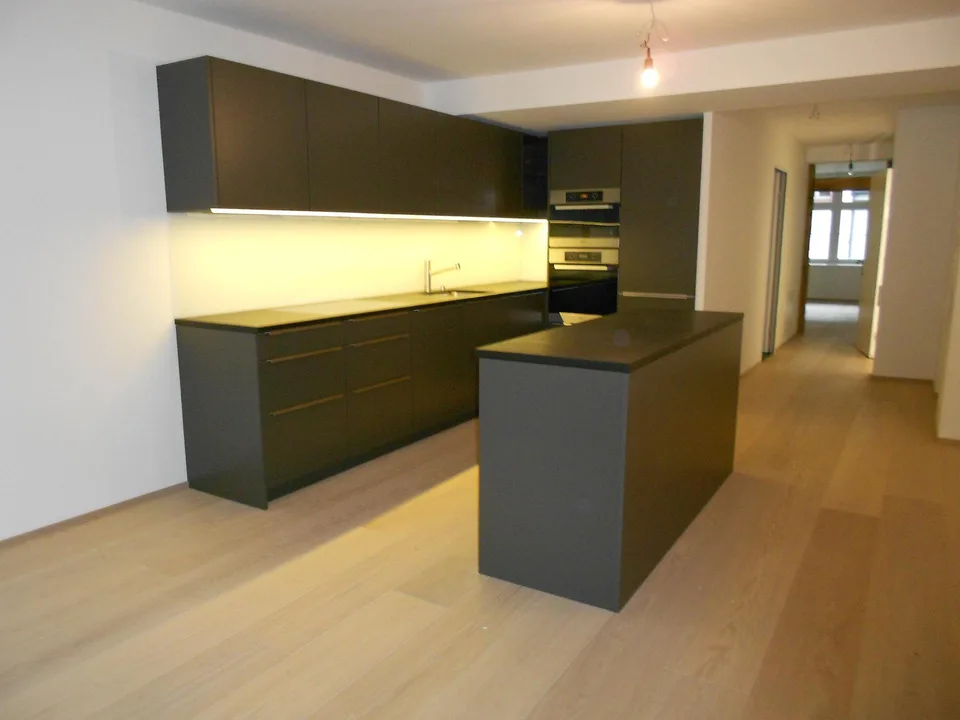 Modern apartment in the old town – photo 2 of 14