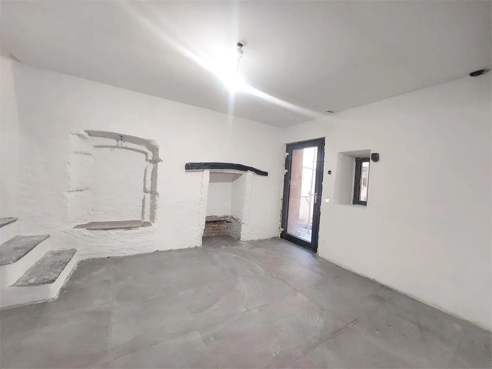 Riva San Vitale, maison indépendante au centre 2575