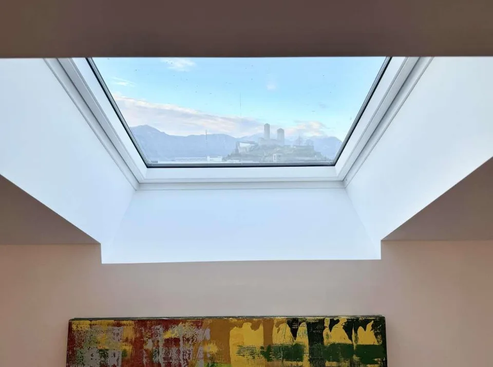 Penthouse complètement rénové et climatisé – photo 12 sur 14