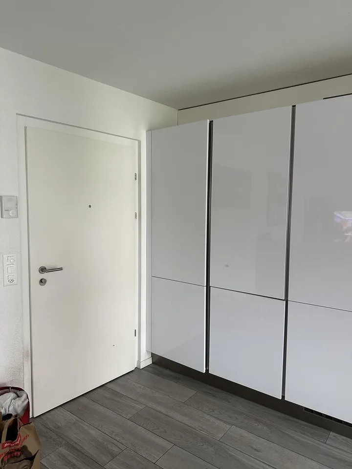 Lumineux appartement de 3.5p avec balcon au coeur de Crissier
