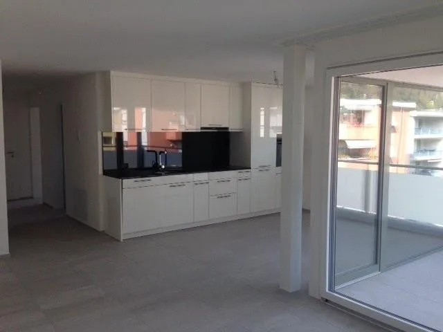 Renting bright and modern 2.5 rooms