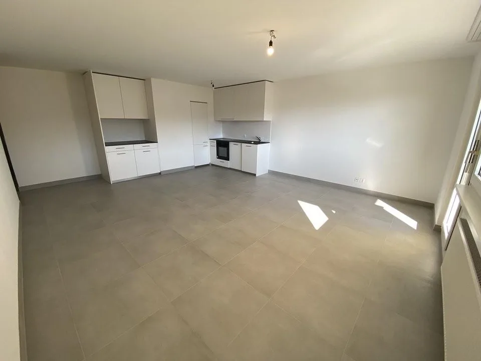 Komplett renoviert mit Blick auf den See!
