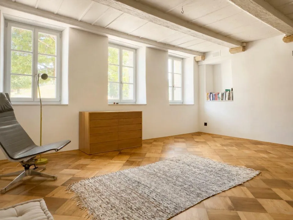 Modern ausgebaute 2.5-Zimmer-Duplexwohnung mit einzigartiger Wohnqu...
