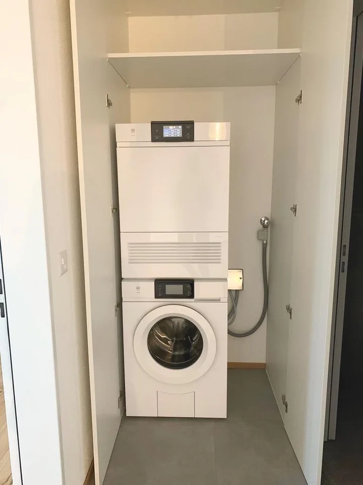 4.5 Zimmer, zwei Balkone & die Lüssel vor der Tür – Foto 8 von 8