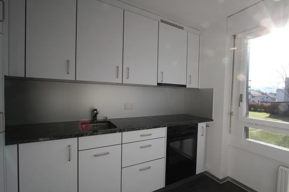 moderne, helle 3 -Zimmerwohnung in Münsingen