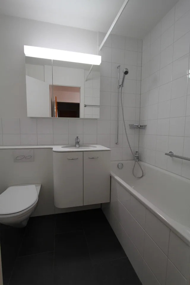 moderne, helle 3 -Zimmerwohnung in Münsingen