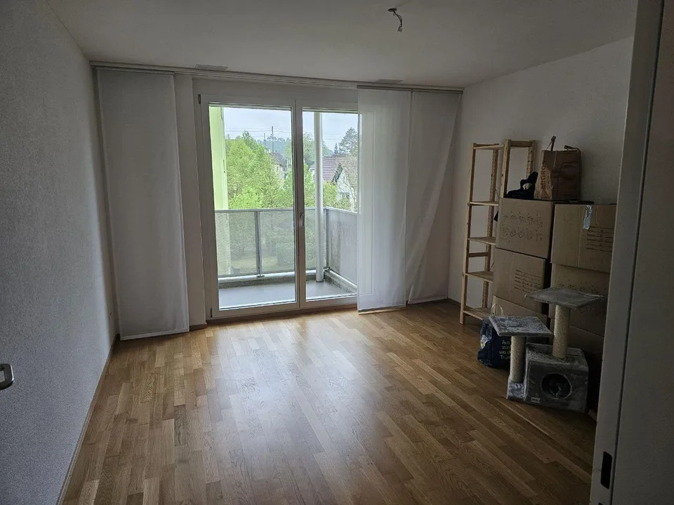 Exklusive 3.5 Zimmerwohnung direkt am Bahnhof