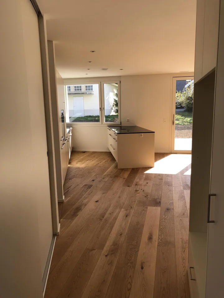 Moderne 4.5 Zimmer-Wohnung mit Minergie-Standard in Lyss