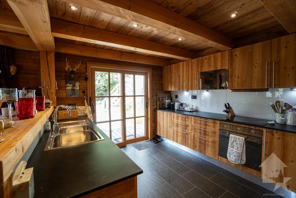 Chaleureux chalet avec cachet et vues exceptionnelles