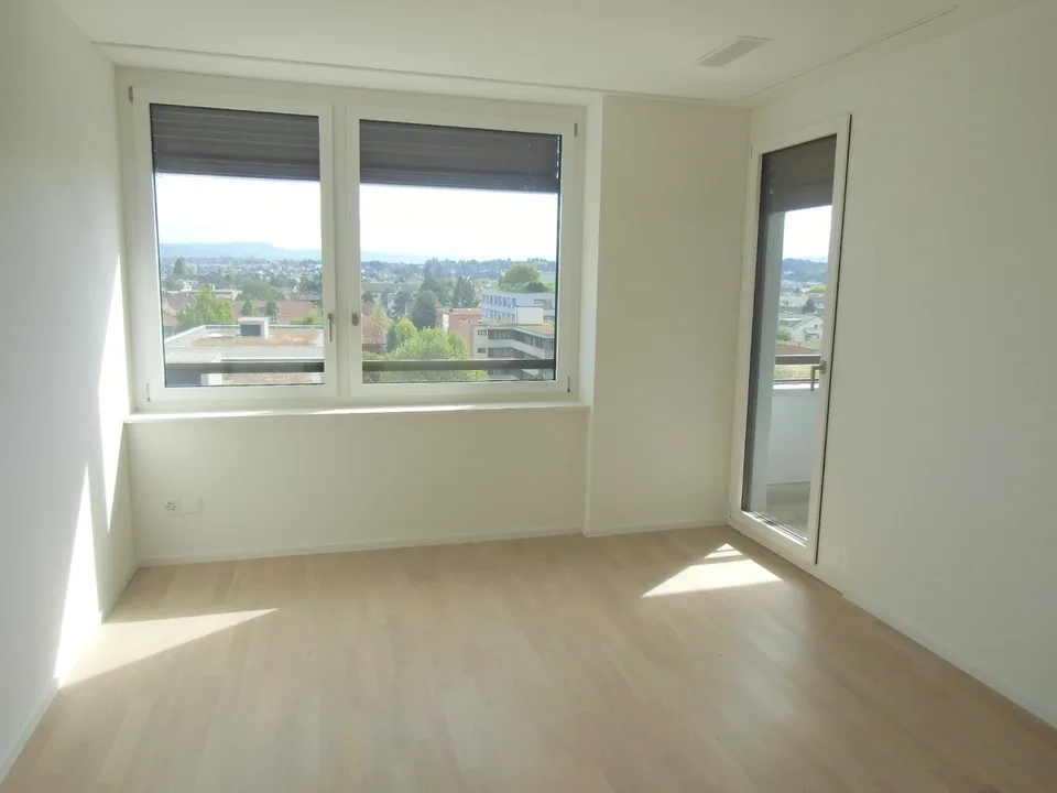 Attraktive 4.5 Zimmerwohnung Nähe Bachgraben – Foto 6 von 8