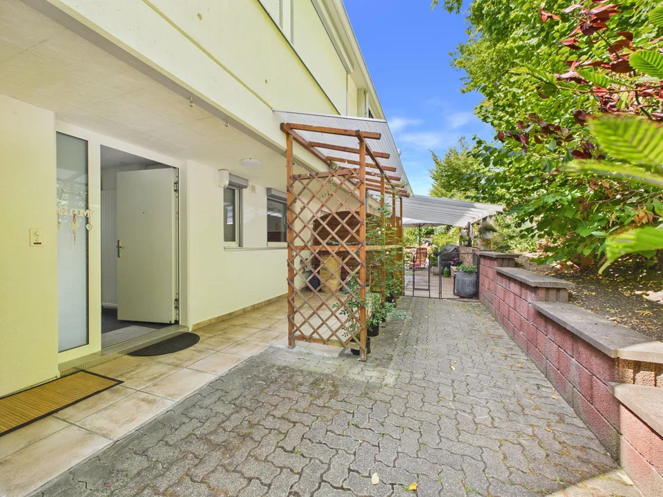 Attika- Maisonette- Terrasse mit Lift am Wald!