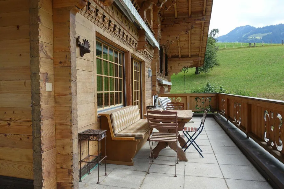Absolutes Bijou - Freistehendes Chalet in Saanen-Gstaad
