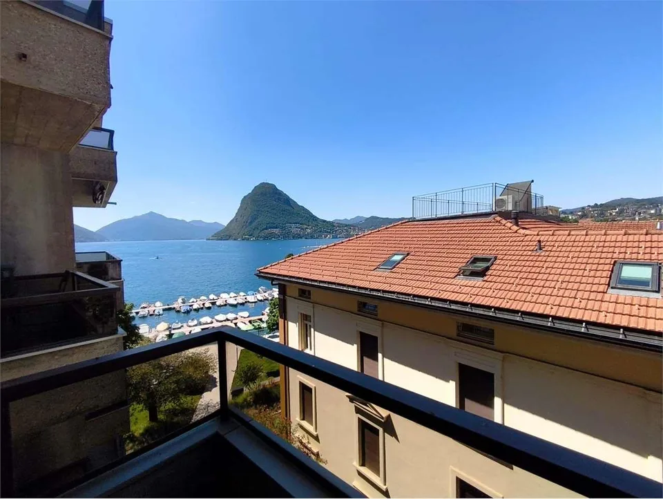 Lugano Cassarate (Viale Castagnola) - Signorile 2.5 Locali al 5° Piano
