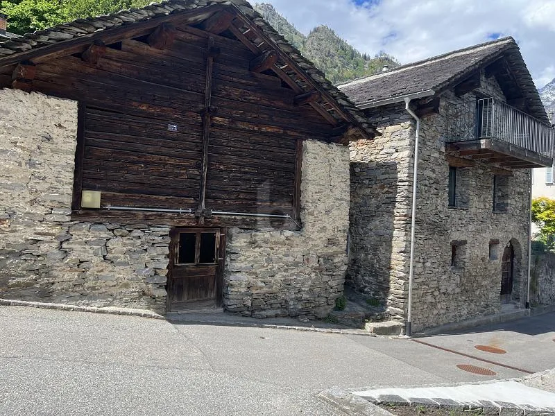 RUSTICO FANTASTICO PER APPASSIONATI DA RISTRUTTURARE