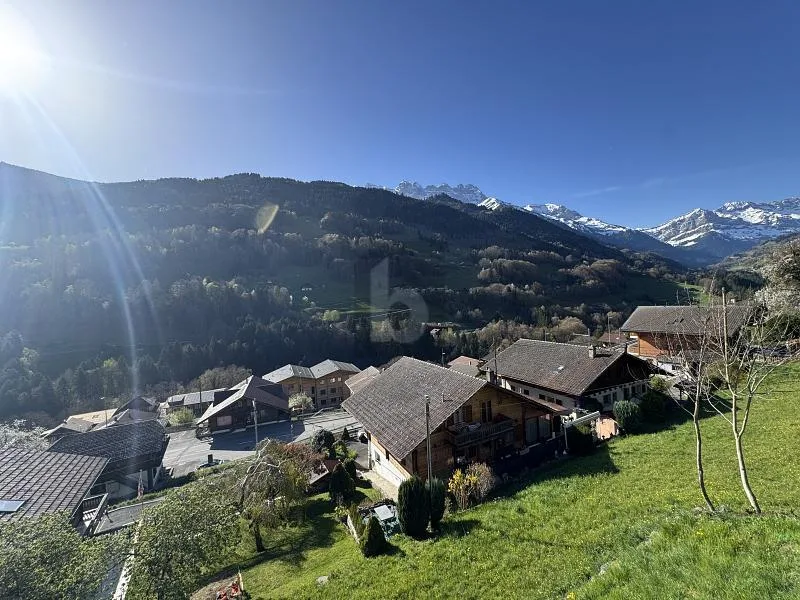 Großartig, renoviert mit Blick auf die Dents du Midi